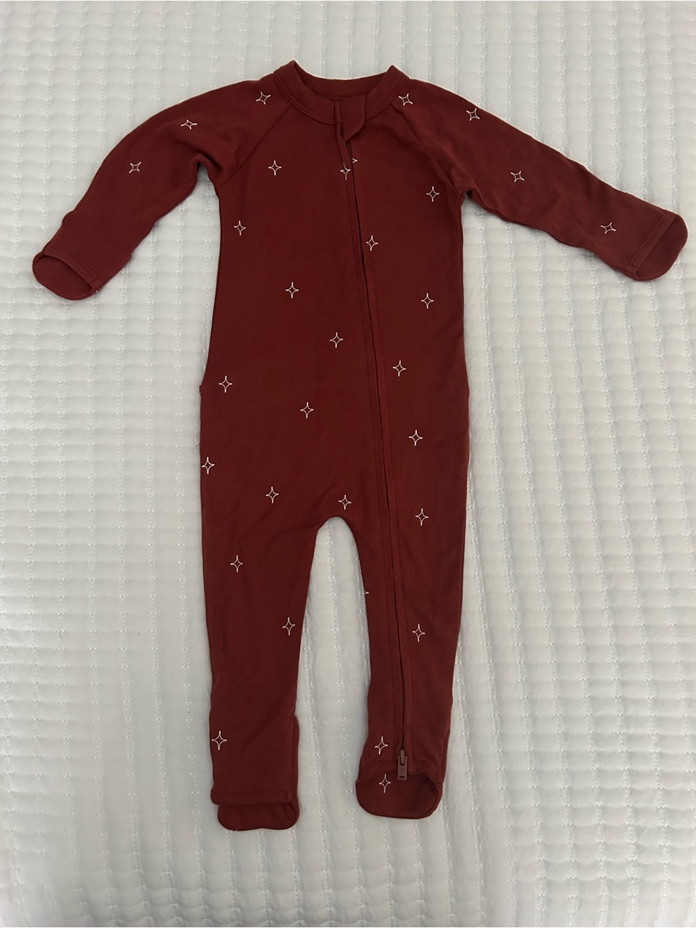 Goumi Rust Star Print Zip One Piece Sleeper, Footie Size 3-6M